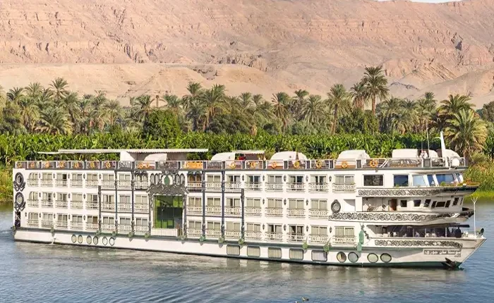 Sonesta St. George I cruising along the Nile in Egypt